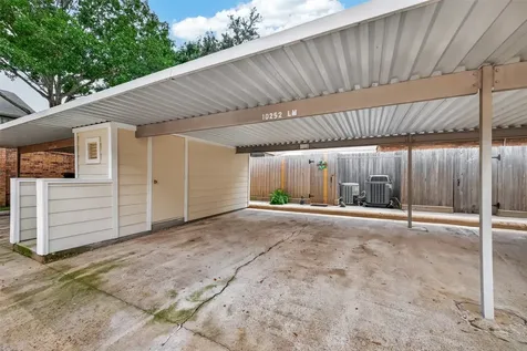 10252 Longmont Drive 45/4 Houston TX 77042