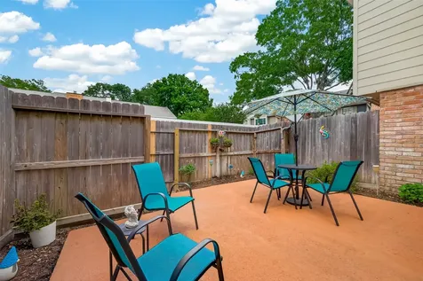 10252 Longmont Drive 45/4 Houston TX 77042
