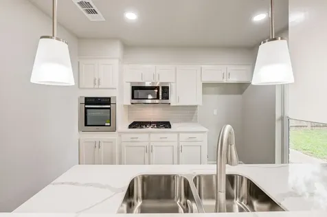 9617 Caffrey Street Houston TX 77075