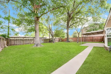 9617 Caffrey Street Houston TX 77075