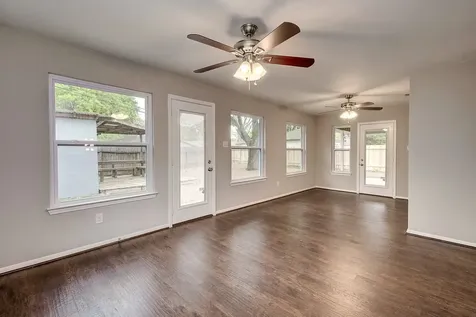 158 Bluebonnet Street Sugar Land TX 77478
