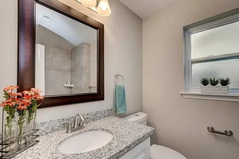 158 Bluebonnet Street Sugar Land TX 77478