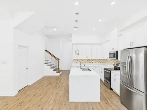 4619 Stassen Street B Houston TX 77051