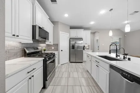 16011 Monument Hill Crossing Cypress TX 77433
