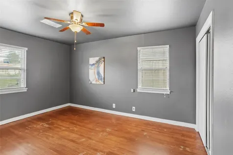 8406 Glen Valley Drive Houston TX 77061