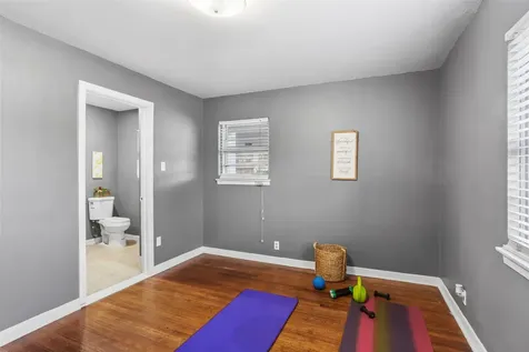 8406 Glen Valley Drive Houston TX 77061