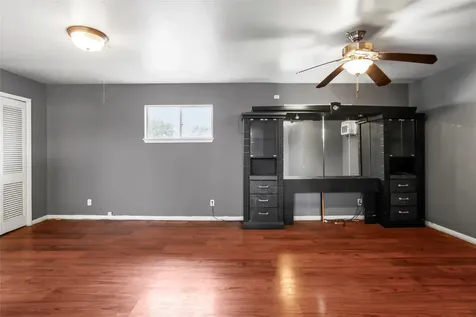 8406 Glen Valley Drive Houston TX 77061