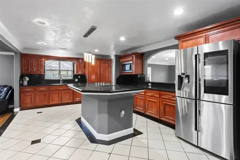 8406 Glen Valley Drive Houston TX 77061