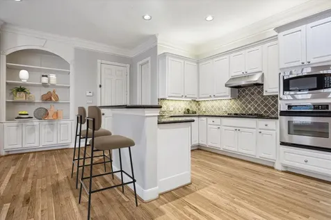 523 Archwood Trail Houston TX 77007