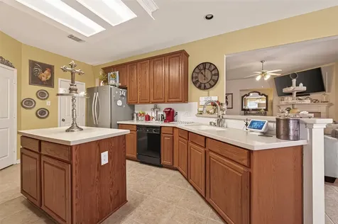4018 Copper Creek Baytown TX 77521