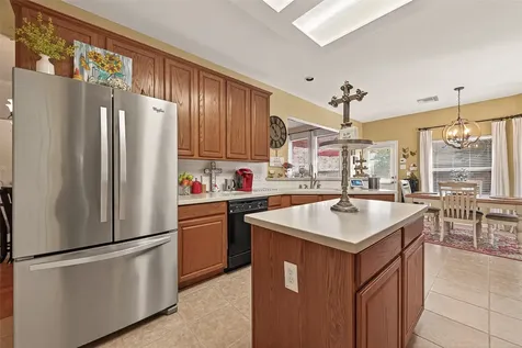 4018 Copper Creek Baytown TX 77521