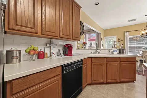 4018 Copper Creek Baytown TX 77521