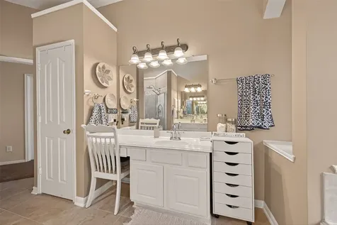 4018 Copper Creek Baytown TX 77521