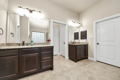 16211 Canova Hill Lane Houston TX 77044