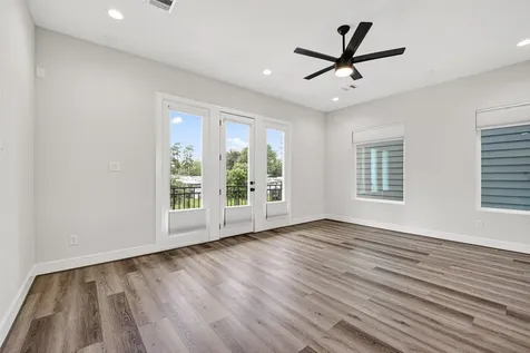 4818 Brinkman Street Houston TX 77018