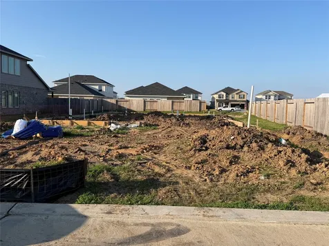 8112 Tourmaline Way Texas City TX 77591