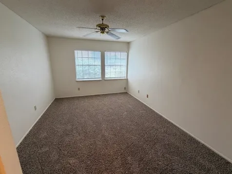 11983 Bob White Drive 845 Houston TX 77035
