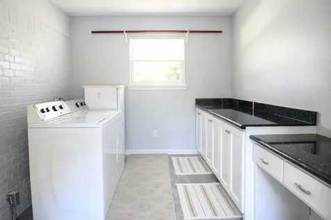 1912 Aggie Lane League City TX 77573