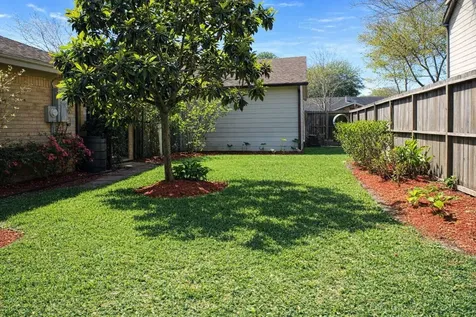 1912 Aggie Lane League City TX 77573
