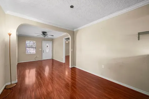 1814 Mansfield Street Houston TX 77091