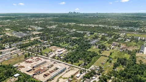 1814 Mansfield Street Houston TX 77091