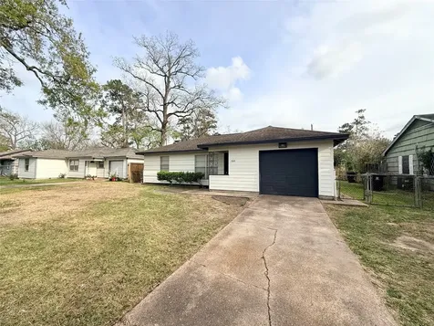 7224 Lakewood Drive Houston TX 77016