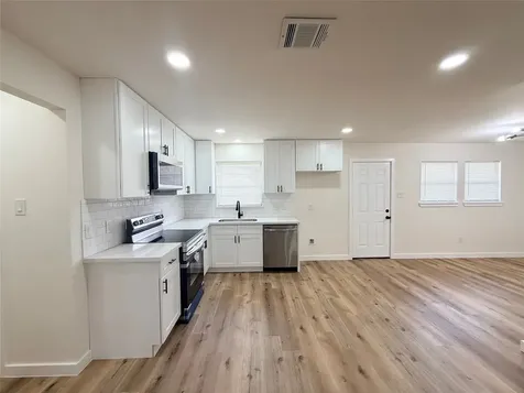 7224 Lakewood Drive Houston TX 77016