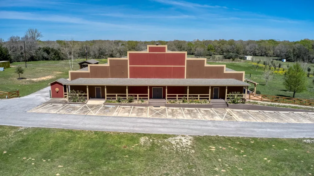 48600 Highway 290 Bus Hempstead TX 77445
