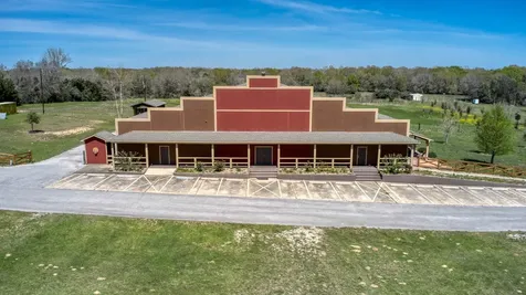 48600 Highway 290 Bus Hempstead TX 77445