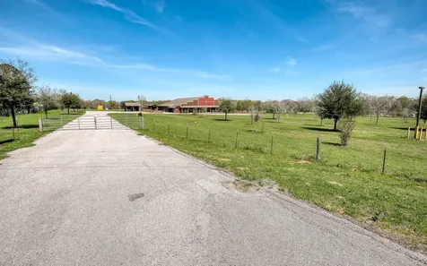48600 Highway 290 Bus Hempstead TX 77445