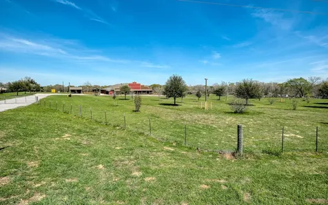 48600 Highway 290 Bus Hempstead TX 77445