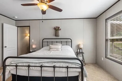 275 Bryan Street Zavalla TX 75980