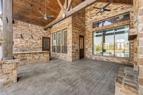 75 Grandview Boulevard Montgomery TX 77356