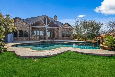 75 Grandview Boulevard Montgomery TX 77356