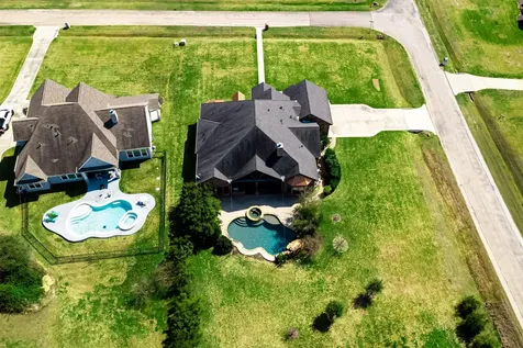 75 Grandview Boulevard Montgomery TX 77356