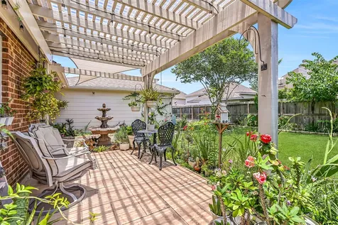 1226 Martinez Court Friendswood TX 77546