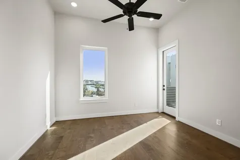 4412 Tucker Lane Seabrook TX 77586