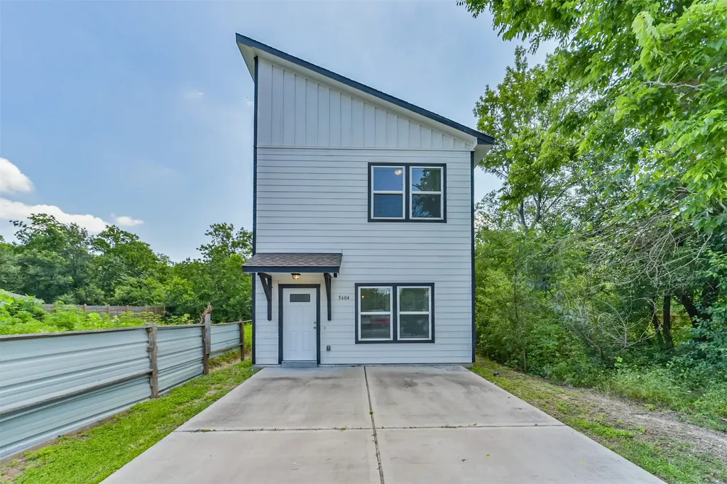5604 Eastland Street Houston TX 77028