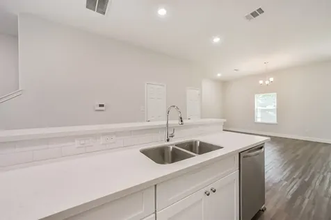 5604 Eastland Street Houston TX 77028