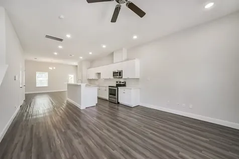 5604 Eastland Street Houston TX 77028
