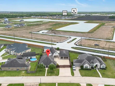 38 Palmero Way Manvel TX 77578