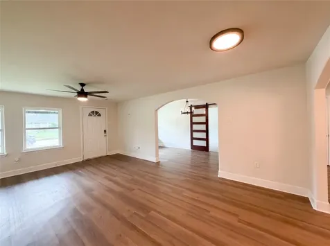 5935 Southseas Street Houston TX 77033