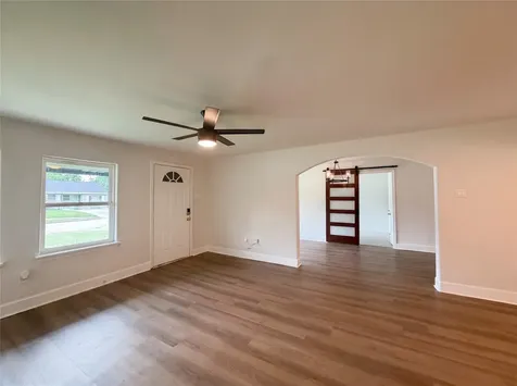 5935 Southseas Street Houston TX 77033