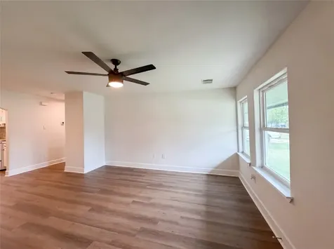 5935 Southseas Street Houston TX 77033