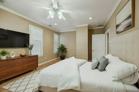 1506 Birdsall Street Houston TX 77007