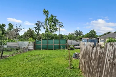 12893 Mcnair Street Houston TX 77015