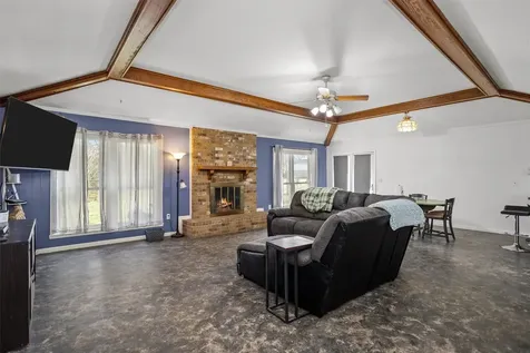 419 Trailwood Circle Lufkin TX 75904