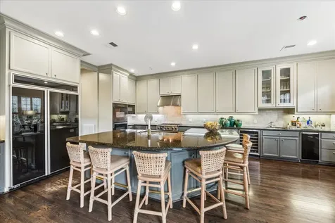 2627 Sutton Court Houston TX 77027