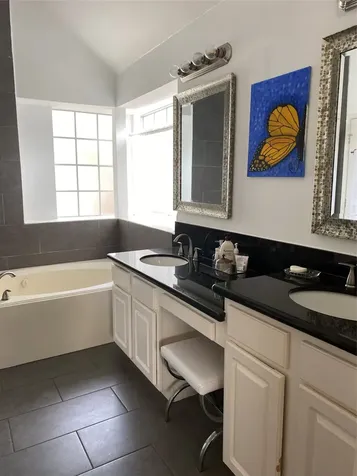 1142 Knoll Crest Court Sugar Land TX 77479