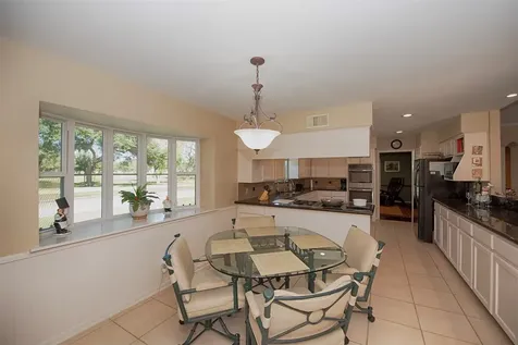 18502 Vinland Drive Nassau Bay TX 77058
